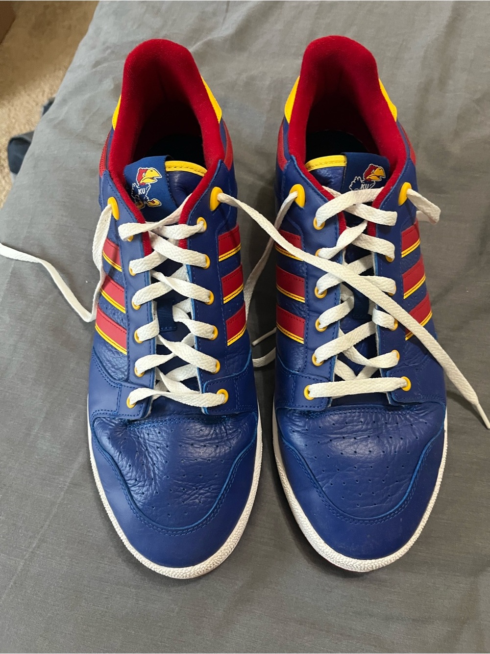 Adidas - Kansas Jayhawk Sneakers